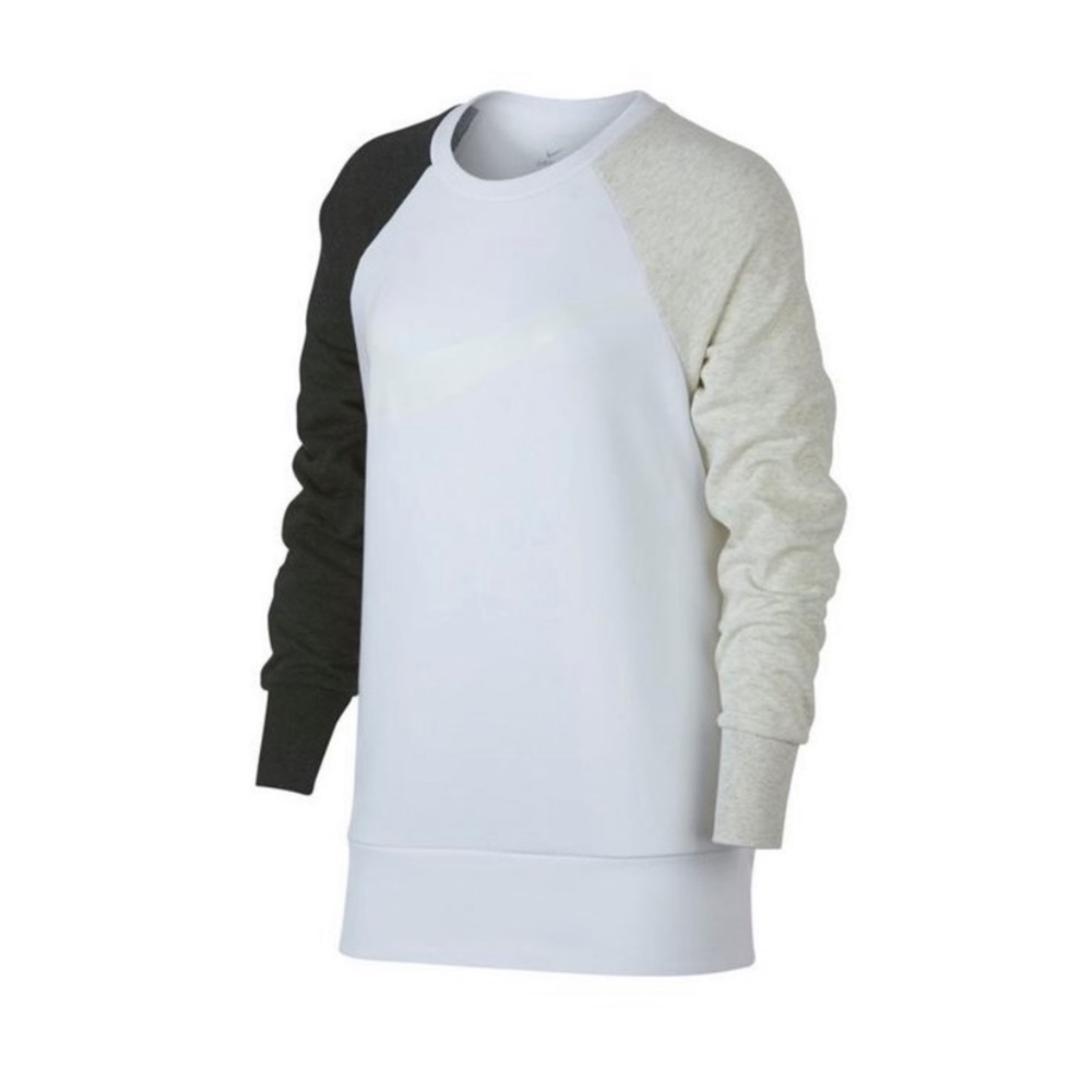 Nike women’s sweater